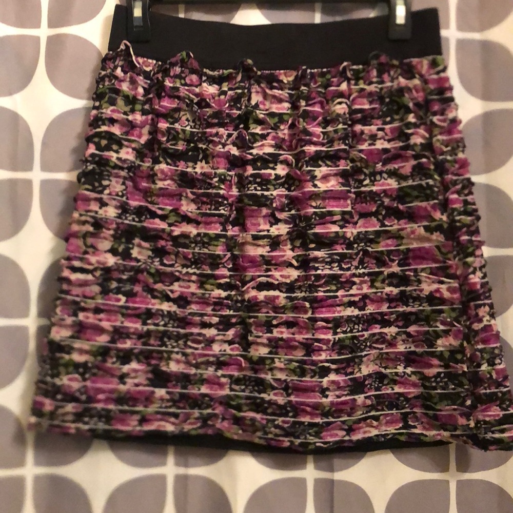 Small APT 9 flower skirt